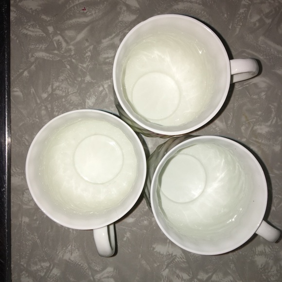 BOGO 🆓 - 3 Hitkari Bone China teacups - Picture 3 of 6